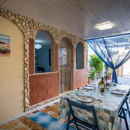 Holiday home Loft Le Palme - - Portopalo Di Capo Passero